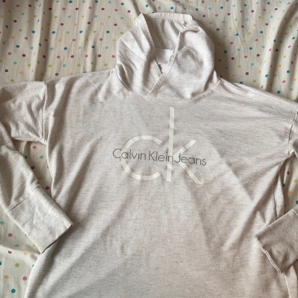 Beige- white Calvin Klein sweater/ hoodie
